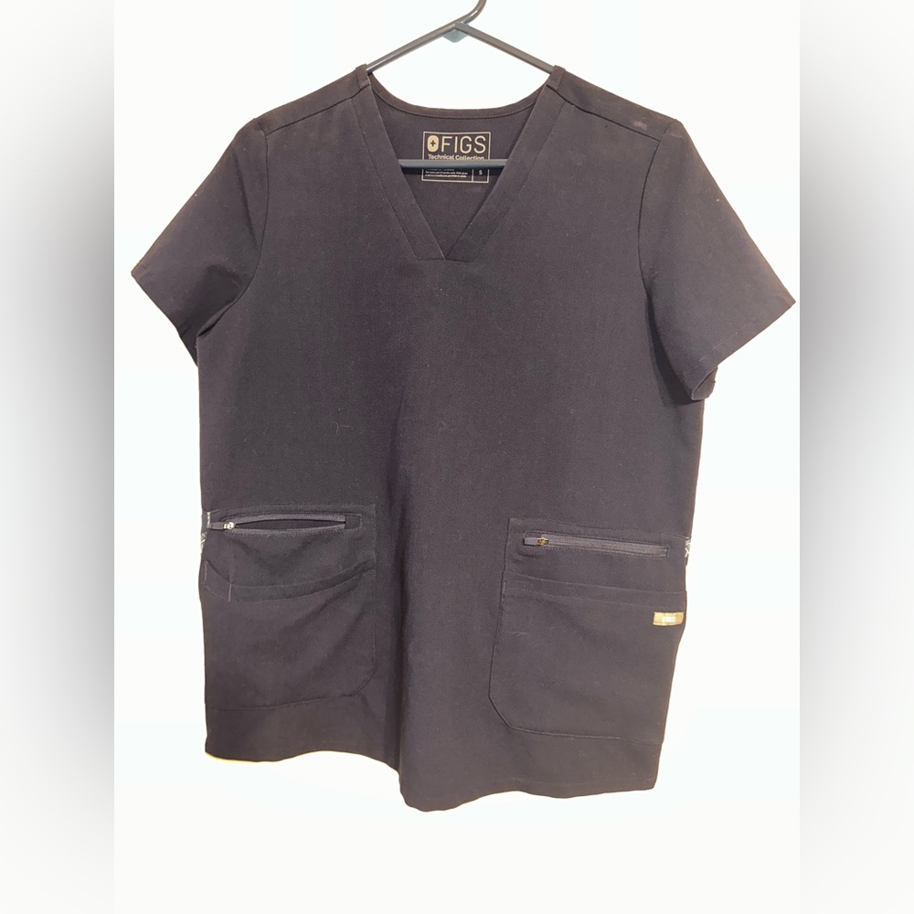 FIGS SCRUB TOP - Picture 2 of 7
